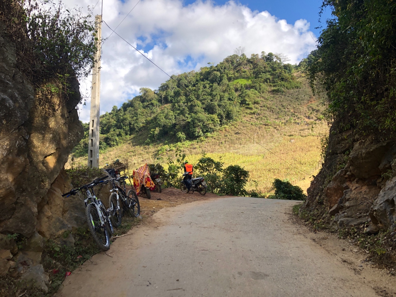 Pu Luong Off-the-Beaten-Track Cycling: Explore Vietnam’s Hidden Backroads
